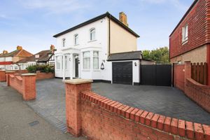 Photo 24- click for photo gallery